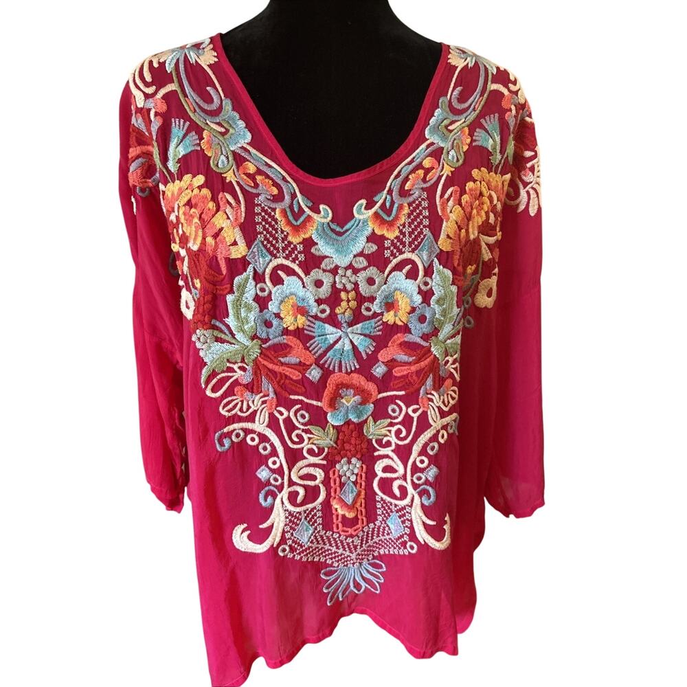 Johnny Was Embroidered Tunic Blouse Top Sz Med Red Floral Flowy Boho slits EUC